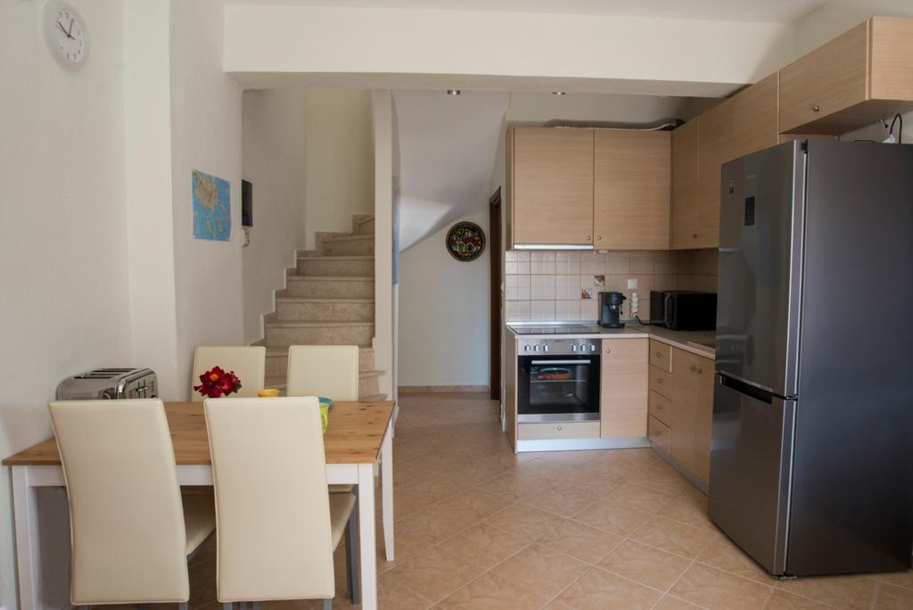 Bouganvillia Homes Никити Стая снимка