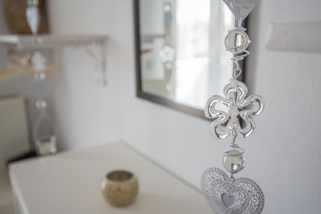Bouganvillia Homes Никити Екстериор снимка