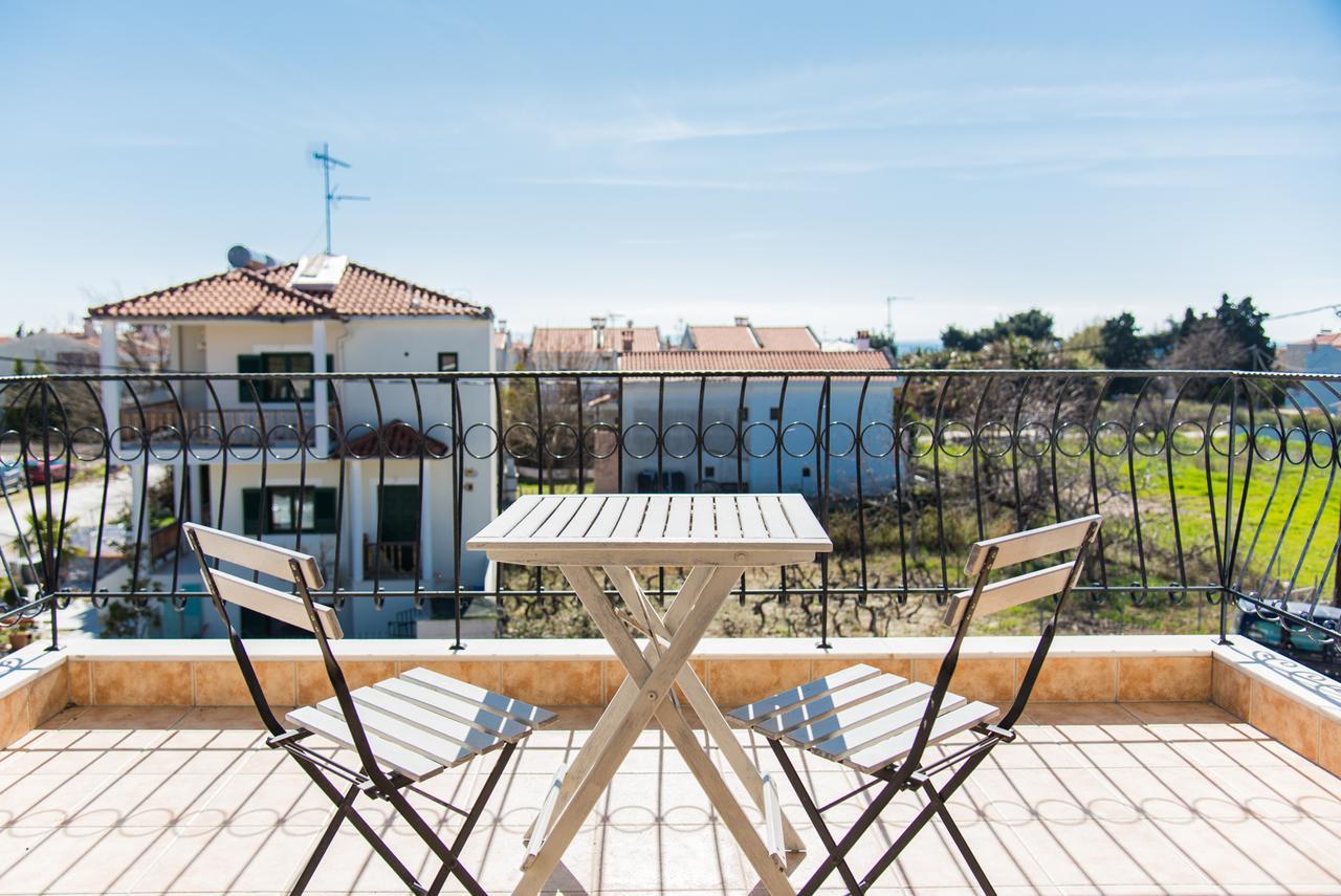 Bouganvillia Homes Никити Екстериор снимка