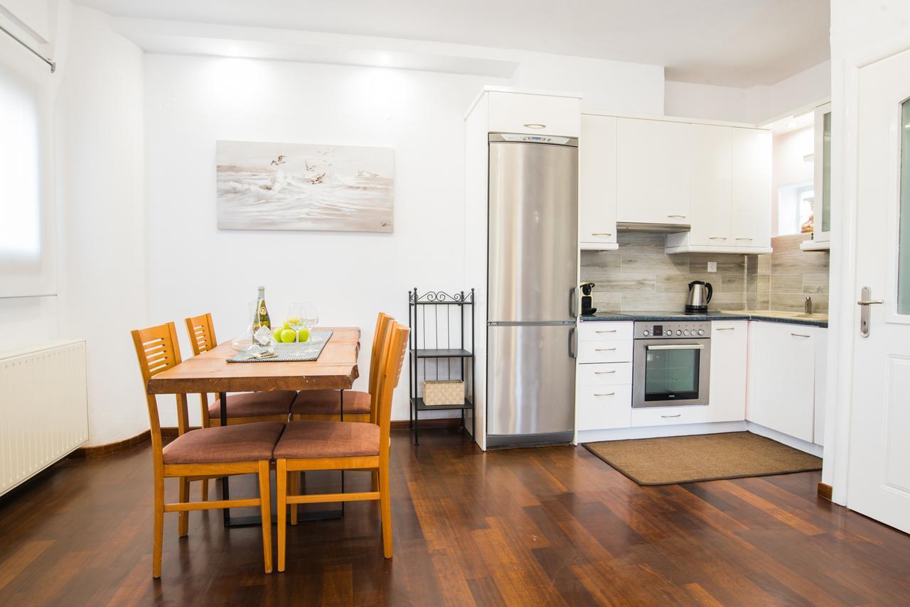 Bouganvillia Homes Никити Екстериор снимка